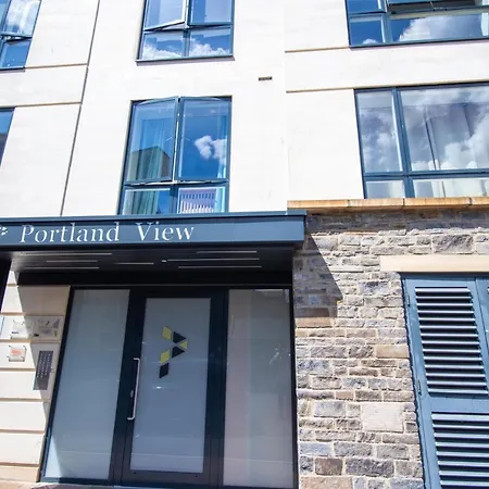 Lägenhet Modern 2 Bedroom Flat With 2 Ensuite Bathrooms In For Up To 4 People